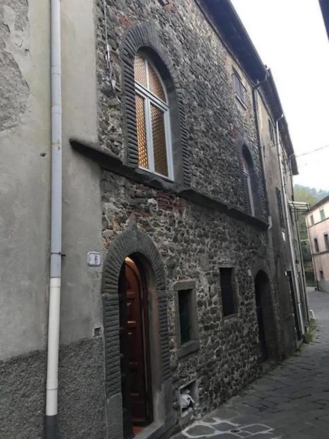 فيلا Casa Di Anchiano بورغو آه موتزانو إيطاليا